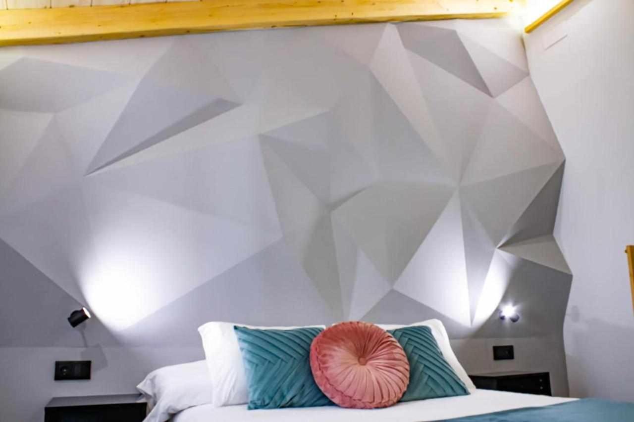 Suite ALMA By KubiK Caces Exterior foto